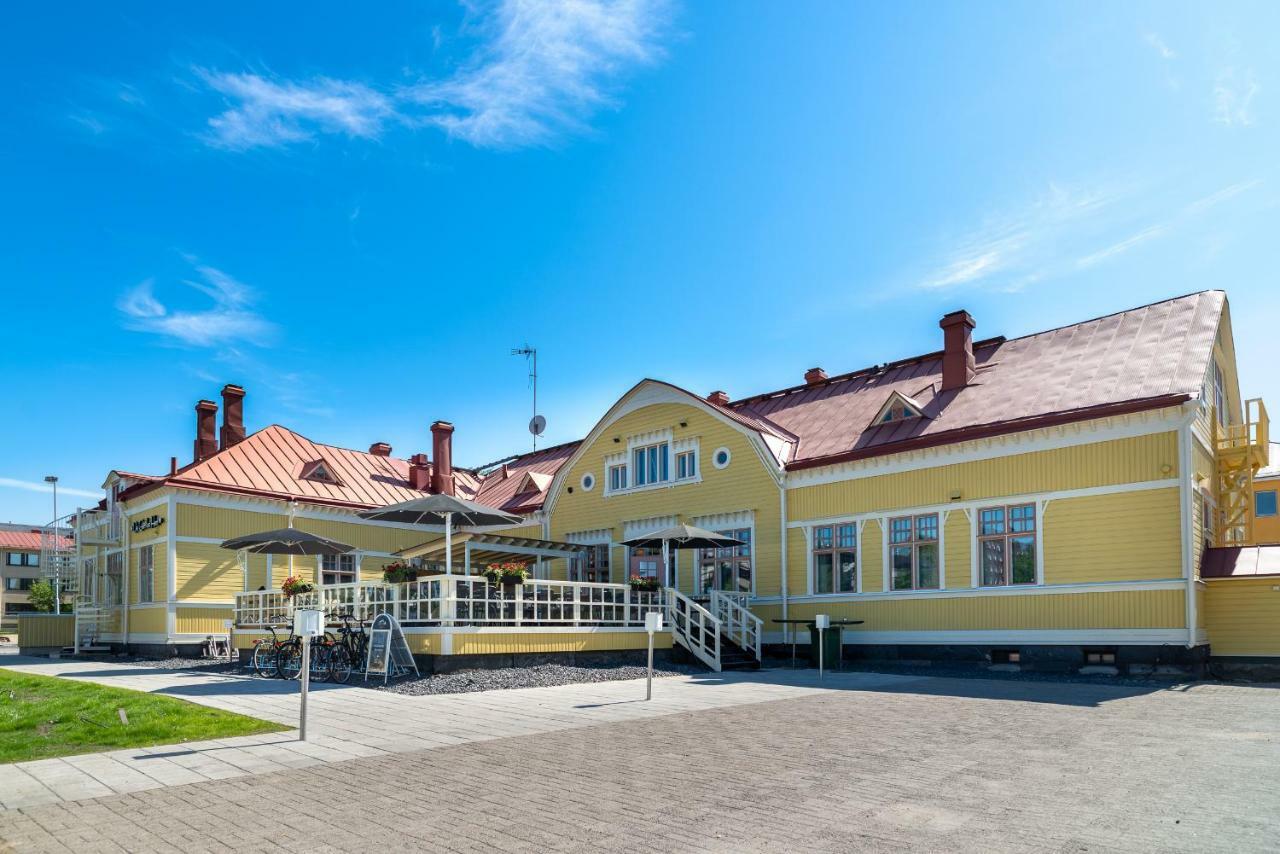 De Gamlas Hem Hotel & Restaurant Oulu Exterior photo